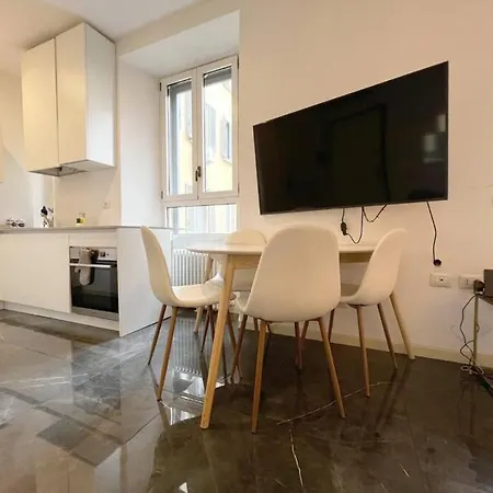 Designer Loft Stazione Centrale - Duomo Apartment